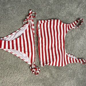 Roxy size small bikini with ties at the waist